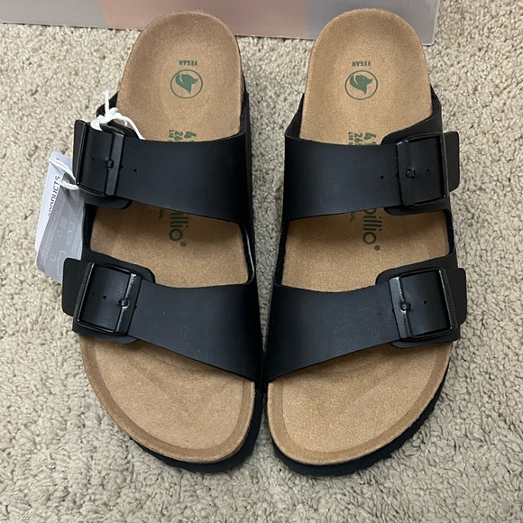 Birkenstock Arizona Grooved Sandals in Black - Picture 1 of 13